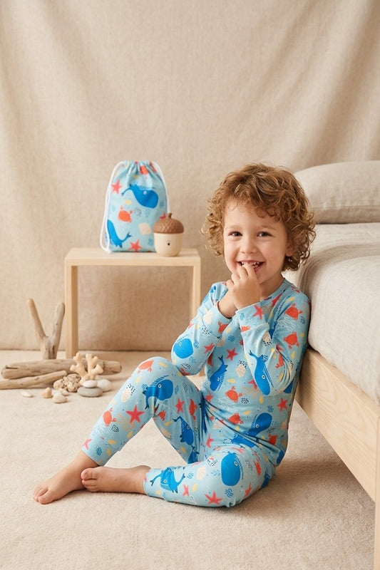 Pijama Piel de Durazno Niños Dos Piezas Ballenas